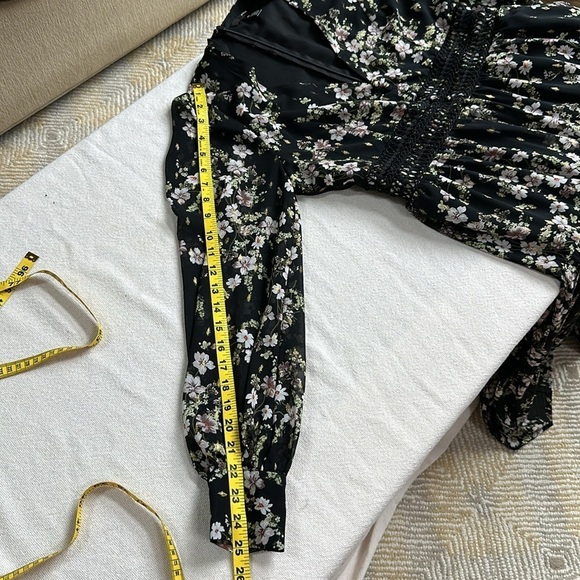 Aqua brand boho V-Neck Midi Dress with mini floral pattern and crochet trim - Picture 10 of 14